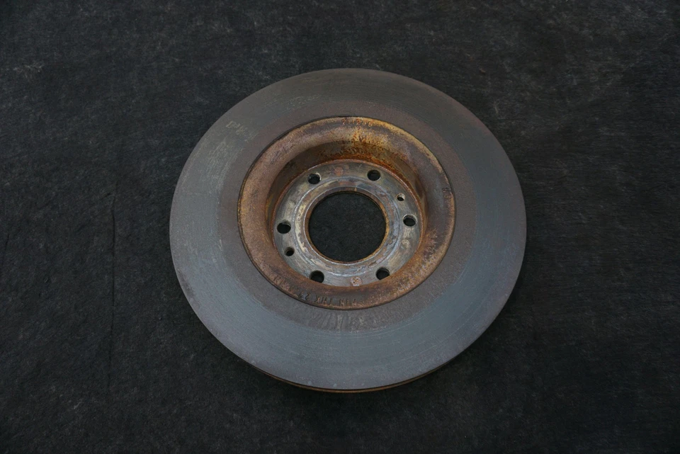 Комплект из 2 передних левых и правых дисковых тормозных роторов от оригинального производителя 25826103 Chevrolet SSR 2003-06 - Изображение 3 из 4