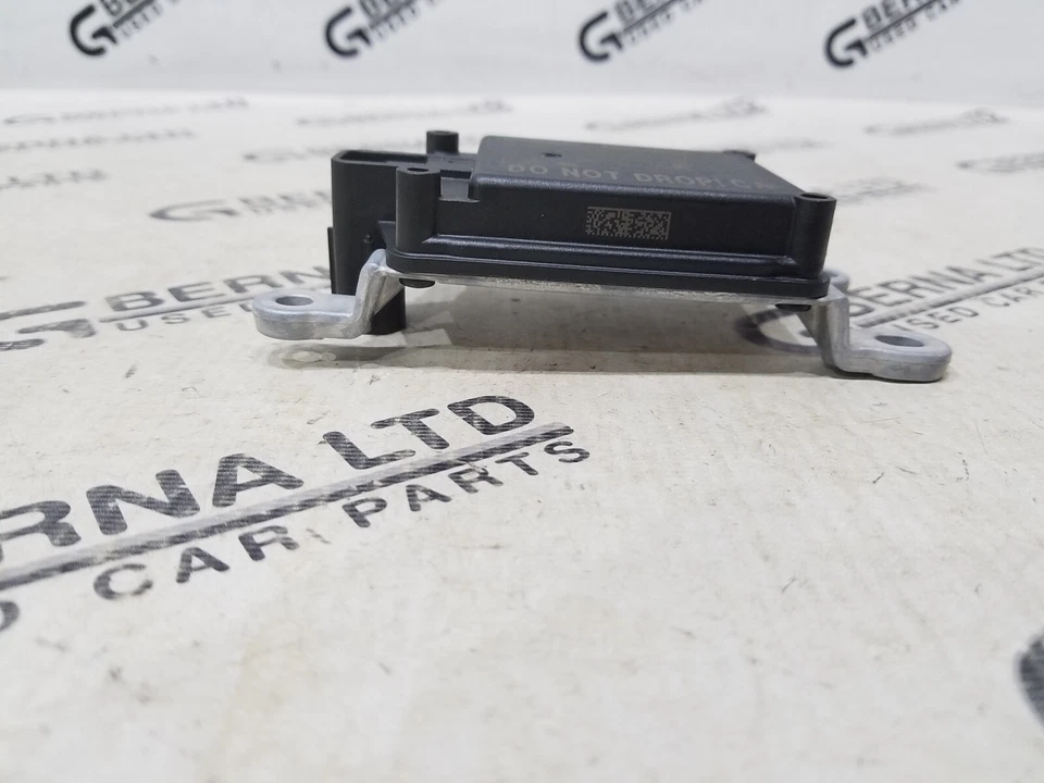 GENUINE NISSAN MICRA 2016-2022 FRONT CRUISE DISTANCE RADAR SENSOR 28438-5FA6A - Image 2 of 4