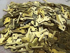 Yellow Brass  Misc Key BLANKS 3.0+lbs  HOUSE,CARS, PADLOCK,  Locksmith,Craft..  