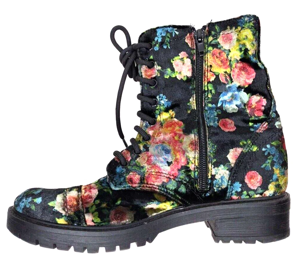 Madden Girl Velvety Floral REX Combat Boots Women's Sz 6M Steve Madden Footwear - Image 3 of 4