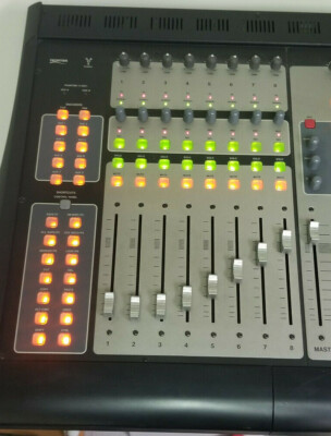 中古】 TASCAM オーディオインターフェースコントローラ FW-1884  