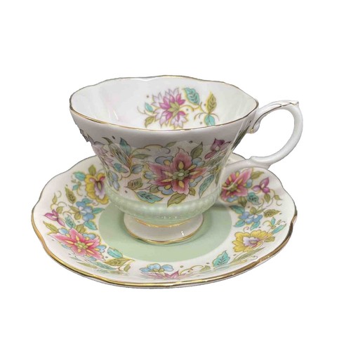 RARE* vintage Royal Worcester - Jacobean Floral - teacup & saucer