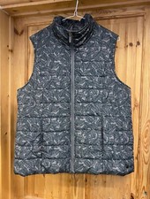 Fantastic Tigi Leaf Motif Gillet Khaki/grey Size 18/20 - Used