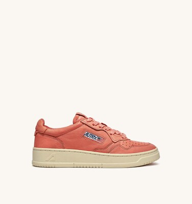 Autry MEDALIST LOW ZIEGENLEDER coral coralle aulw gg24