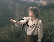 Lord Of The Rings [FRODO] Elijah Wood HAND Signed 10x8 Photo SEE VIDEO PROOF *27