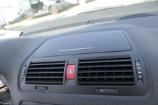 Skoda Octavia 1Z Mittelkonsole Verkleidung Lüftungsdüse Klappe Abdeckung mitte