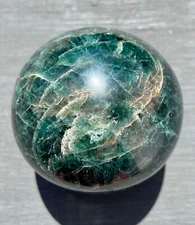Polished Green Apatite Free Form Crystal Mineral Stone from Madagascar     (03)