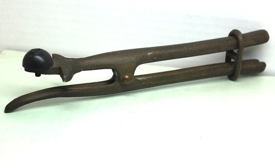 Rare Antique Fire Sprinkler Head Stopper & Shut Off Wrench.