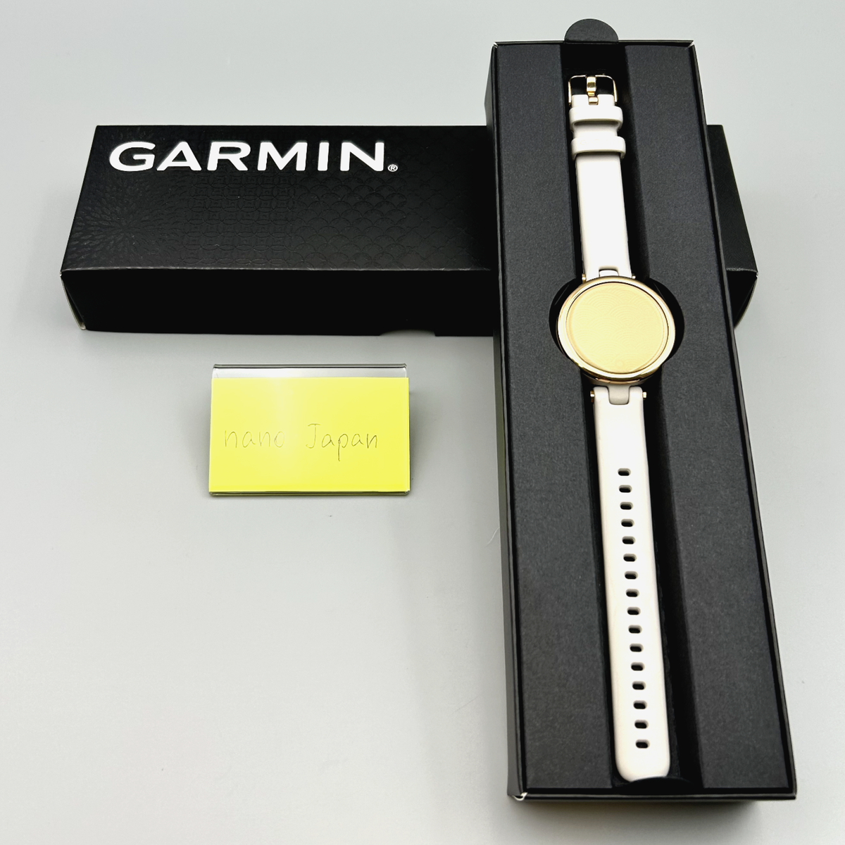 Garmin Lily Sport Edition Fitness Smartwatch Light Sand/Rose Garmin Lily Sport Edition Fitness Smartwatch Light Sand/Rose