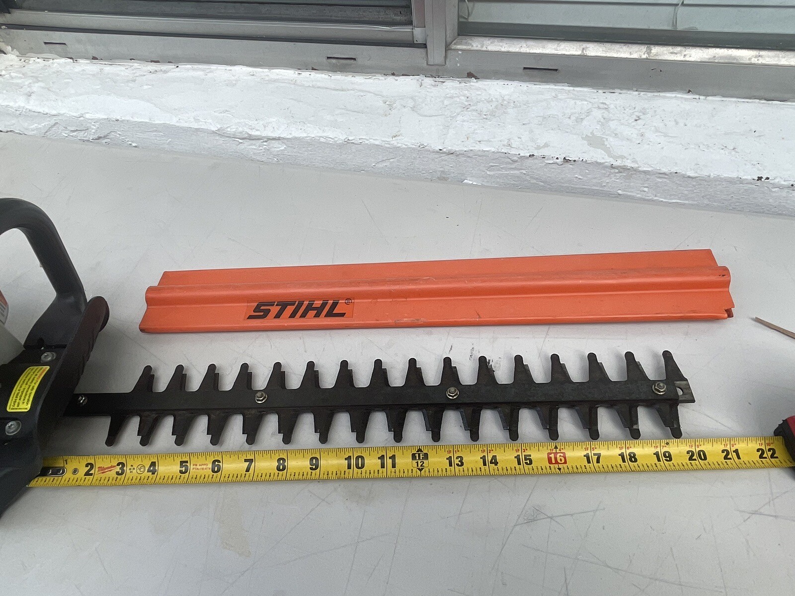 Stihl HS45 18" Gas Powered Hedge Trimmer double blades with Cover
