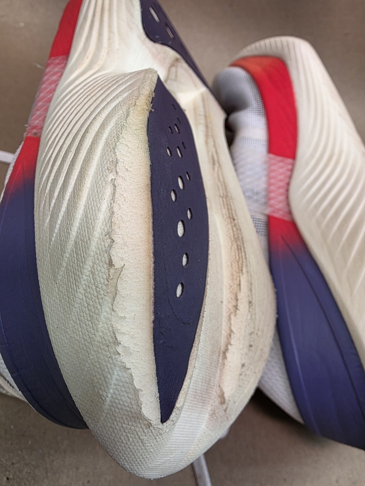 Saucony Endorphin (Sz 10) Elite Mens White Orange Purple Running Shoes Sneakers thumbnail 18