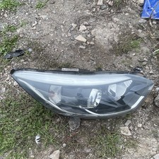 Renault Captur Front Drivers Headlight MK1 2013-2019 DAMAGED