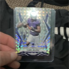 Lamar Jackson Parallel/Variety Baltimore Ravens NFL Football Trading Card