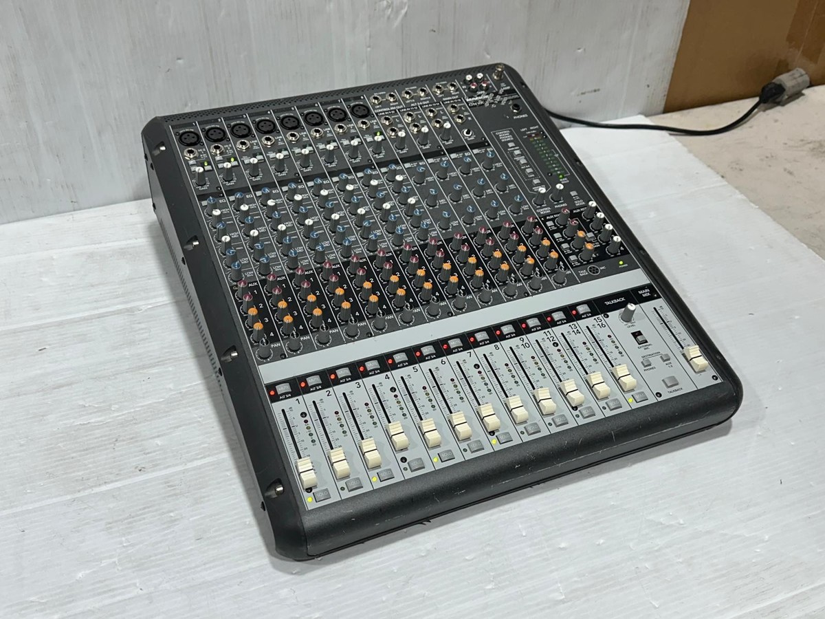 Mackie Onyx 1620 16-Channel Analog Mixer #7008c (One
