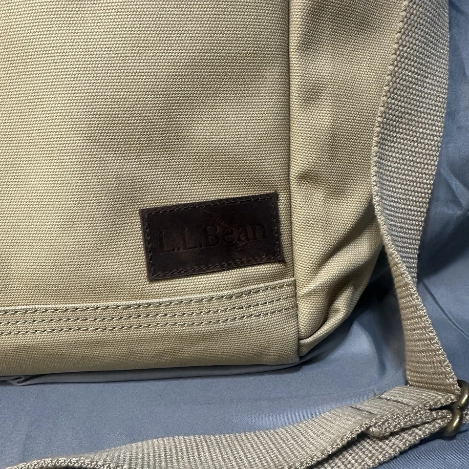 Bolsa de trabajo de transporte diario L. L. Bean Stonington, maletín de lona tostada, ribete de cuero Foto 2 de 4