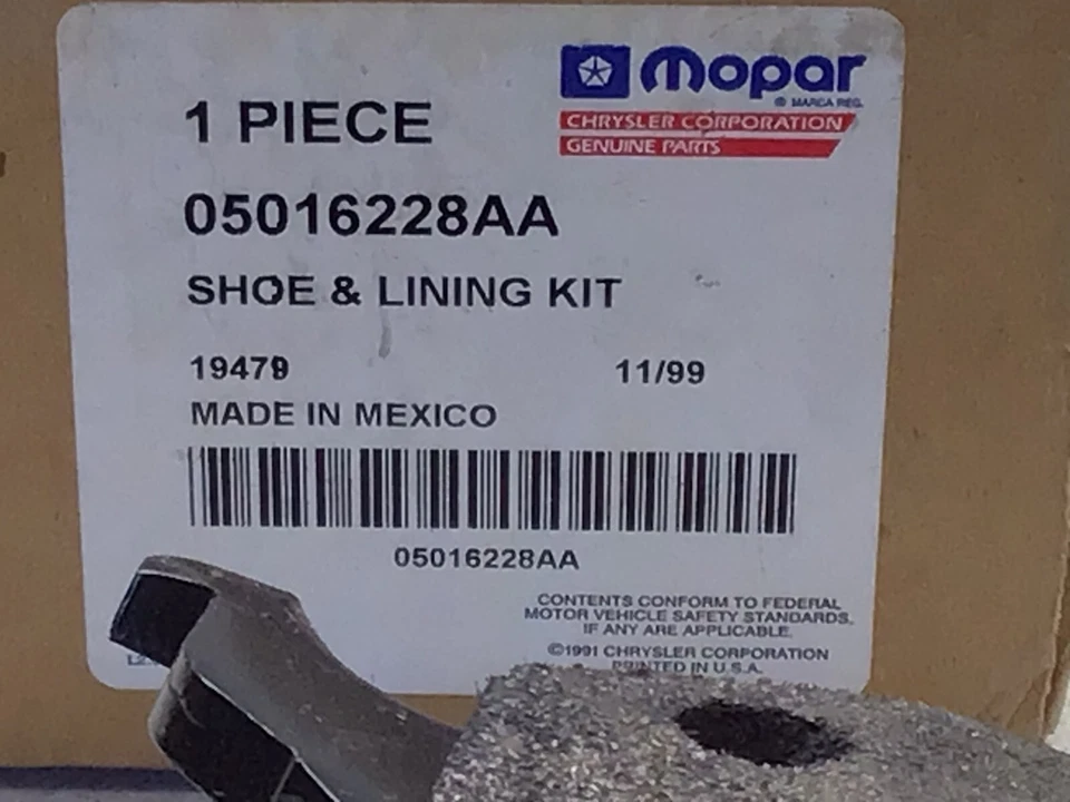 Оригинальный комплект передних дисковых тормозных колодок для Chrysler Sebring Dodge Stratus 1995-2000 годов выпуска 5016228AA - Изображение 3 из 3