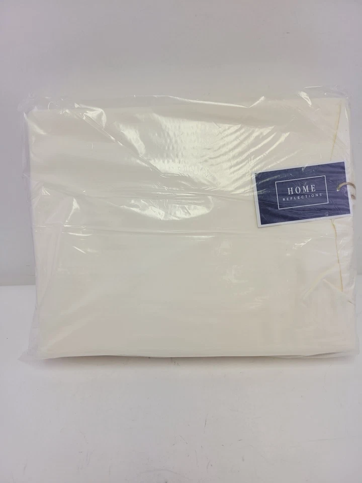 Home Reflections Solid Queen Sheets Cream Color - Image 2 of 3