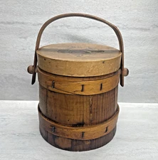 Vintage Wooden Firkin Sugar Bucket with Squirrel on Lid 6.5"