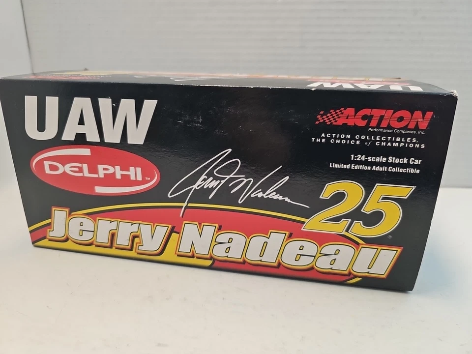 Chevrolet NASCAR Jerry Nadeau 2002 Action 1/24 #25 UAW Delphi Hendrick Racing Foto 2 de 4