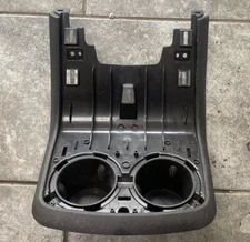 2010 traverse console cup holder (front, rear)