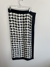 Vintage Carlisle 100 Silk Scarf Black White Houndstooth Pattern 36" Square