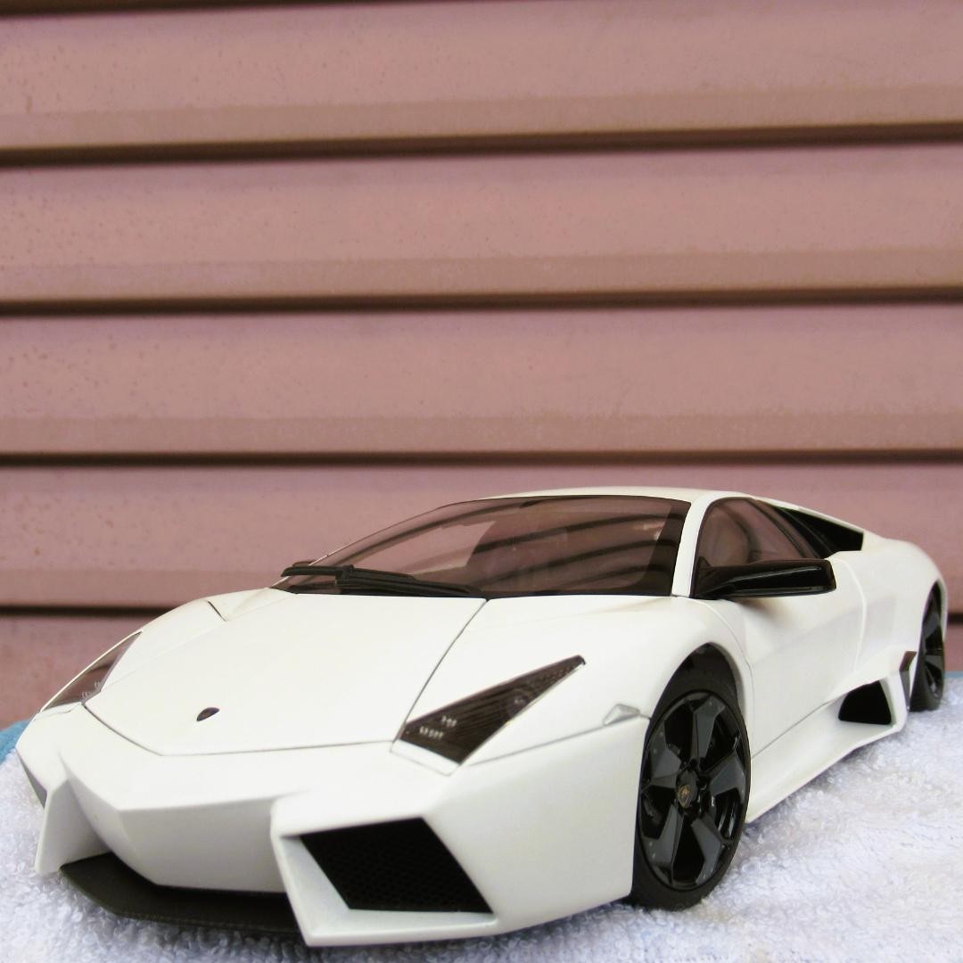 AUTOart Lamborghini Reventon matt white 74594