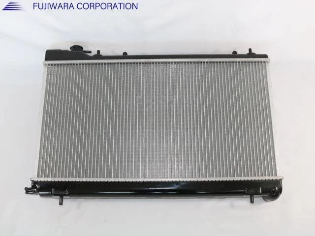 SUBARU Forester 2005 TA-SG5 Radiator 45111SA030 [New] [PA109902728] - Image 2 of 2