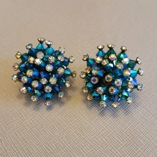 DAZZLING Signed Alice Caviness VTG Blue & Clear AB Beaded Cluster Stud Earrings