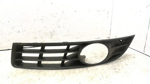 Volkswagen PASSAT B6 2006 Links Verkleidung Nebelscheinwerfer / Gitter vorne