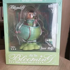 POP MART MEGA SPACE MOLLY 100 % Blooming Hoa Sen KENNYSWORK Figure JAPAN