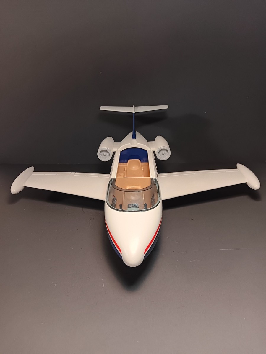 Playmobil 70533 City Life Private Jet Airplane With 3 Figures