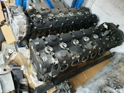 Lamborghini Aventador V12 Motorkopf oben links LH Ventile Ersatzteile Bergung
