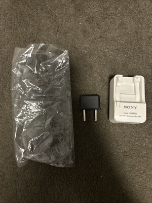 Sony Battery Charger BC-TRN Mit Stecker