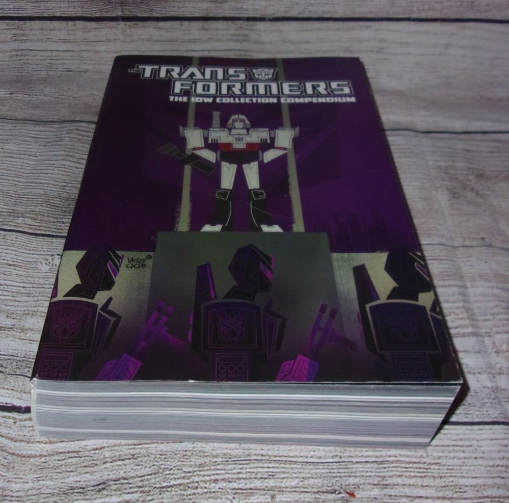 【値下げ】Transformers IDW collection VOL.1 s-l1200.png