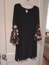 Womens 1X Black Dress