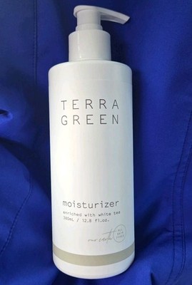 2 New Hotel Emporium Terra Green White Tea 12.85 oz. Moisturizer All Skin Types