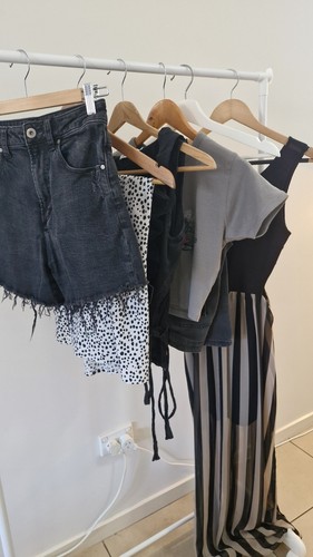 ✨ Women’s Clothing Bundle Size 8 | 6 Items | Portmans Supre Sunny Girl