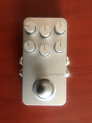 Hotone XTOMP Bluetooth gesteuertes Stereo Pedal