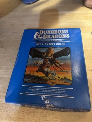 Dungeons & Dragons Expert Rules 2 Fantasy Adventure Board Game Rulebook