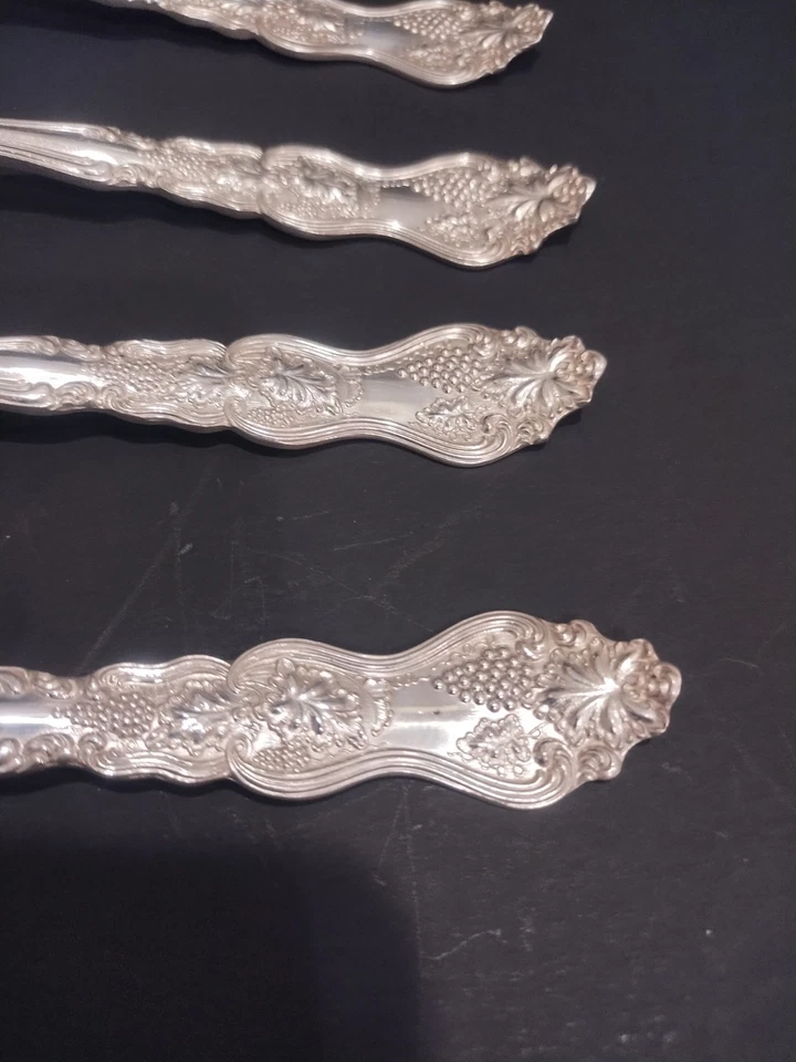 7 Clean 1906 International Silver  MOSELLE Grape Silver Plate TABLESPOONS Bright - Image 2 of 4