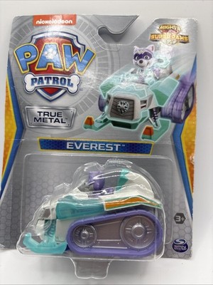 Paw Patrol Everest Action Figure with Spin Master Nickelodeon