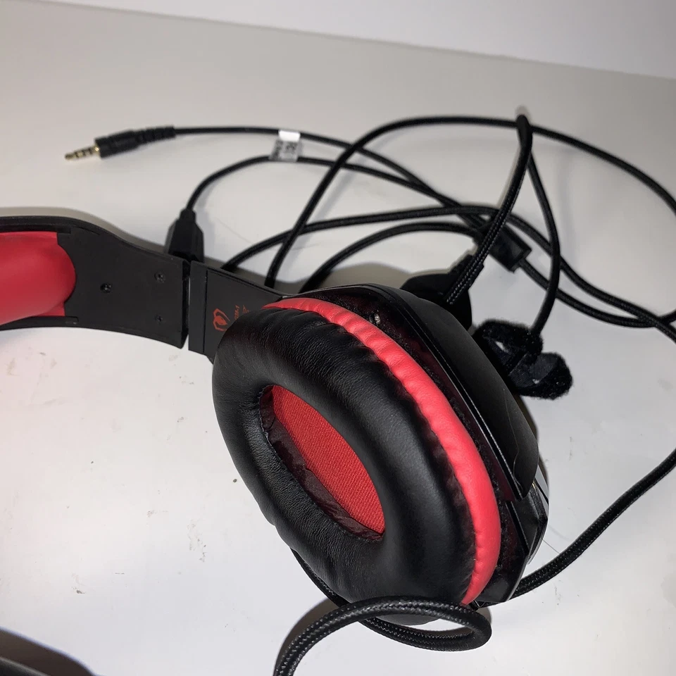 Beexcellent GM-1 Pro Gaming Headset Black+Red In GREAT CONDITION!!! - Image 4 of 4