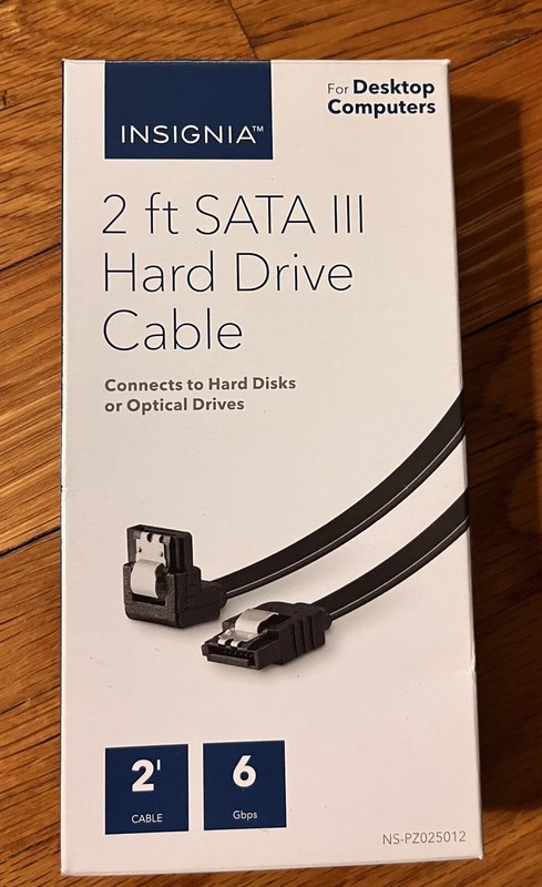 Insignia 2 Ft. SATA III Hard Drive Cable NS-PZ025012-C