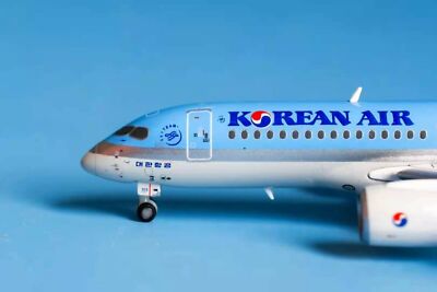 1:400 JC Wings KOREAN AIR Bombardier CS300 Passenger