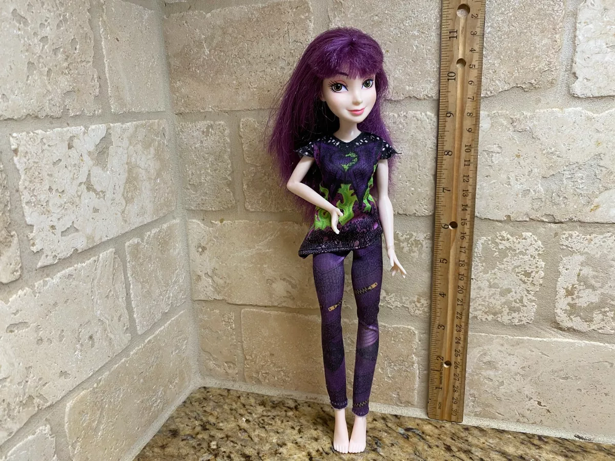 Hasbro Disney Descendants Mal Isle of The Lost Doll Barbie Articulate