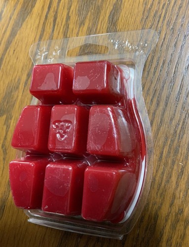 Lot Of Three Retired Scentsy Wax Melts Caramel Pear Huckleberry Sage Apple Press - 第 8/8 張圖片