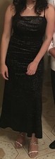 Vestido largo color negro para mujer fruncido metálico, tirantes.