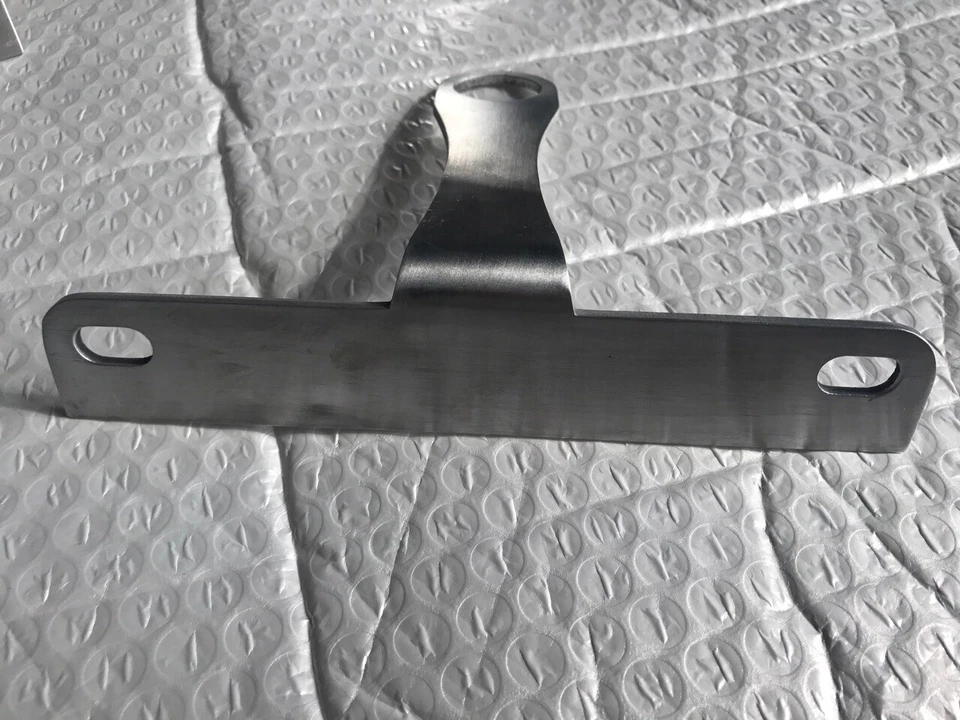 Soporte de reubicación de matrícula plano para Kawasaki Ninja 650 650R 2006-ahora Foto 2 de 4