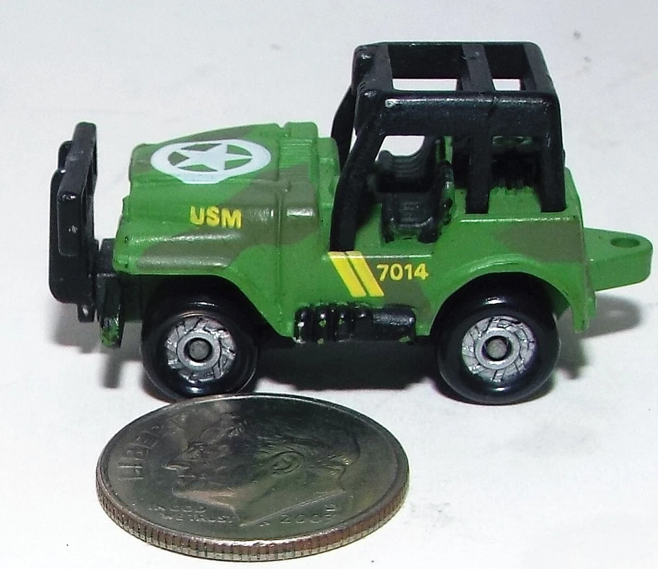 Small Micro Machine US Army Jeep with Roll Bars in Green Camo w/Black Roll Bars - Image 2 of 3