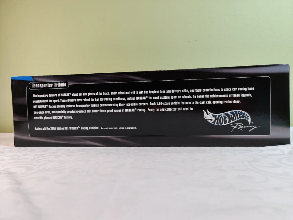 NASCAR Racing Hot Wheels Darrell Waltrip 2001 Transporter Tribute 1:64 Diecast Foto 4 de 4